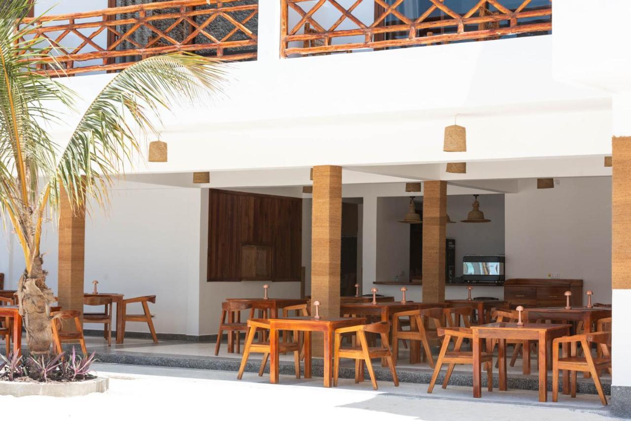 S&S Hotel Jambiani  Extérieur photo